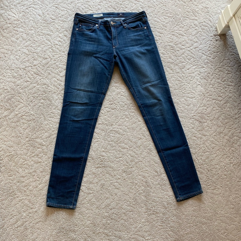 AG “The Middi” Mid-Rise Legging